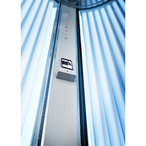 Вертикальный солярий "Luxura V6 48 XL Balance Ultra"